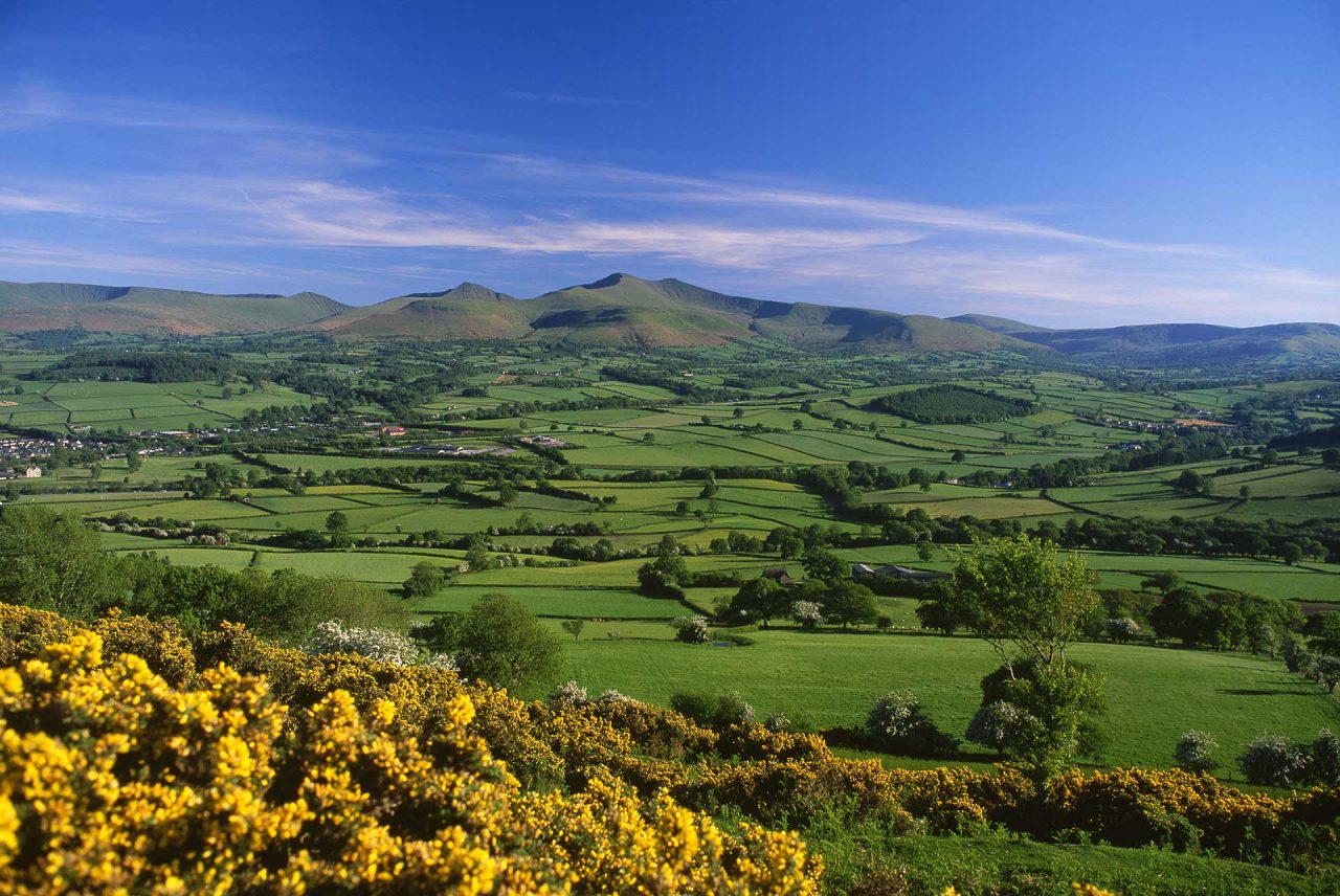 33 BEST Day Trips From Cardiff You Can Take