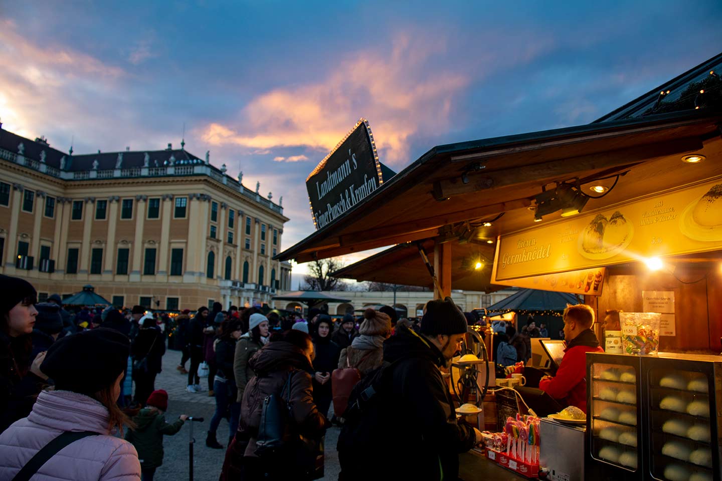 Image of a food stall at Schönbrunn Christmas Market Vienna