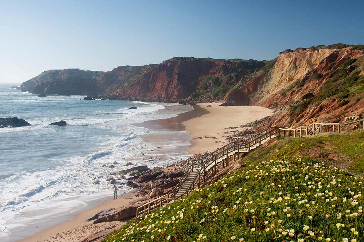 image of praia do amado beach portugal