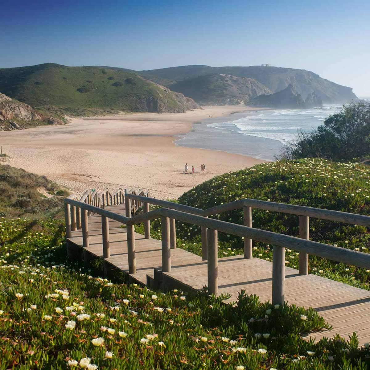 image of praia do amado algarve portugal