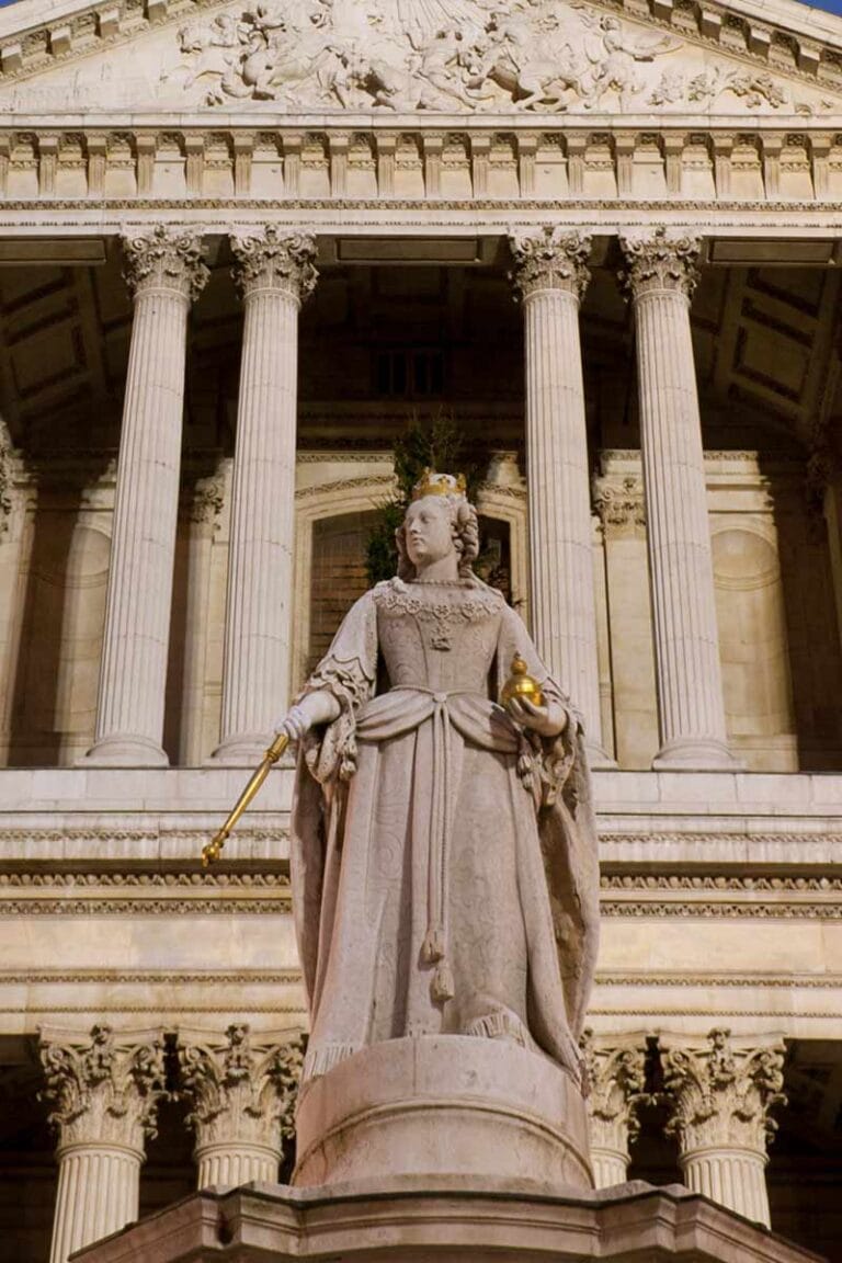 16-famous-statues-in-london-not-to-miss