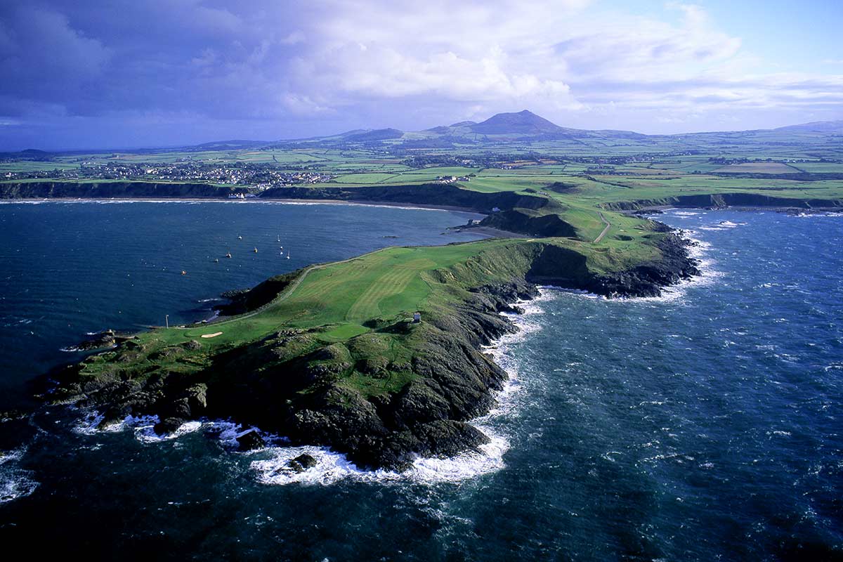 image of Nefyn and district golf club on Porthdinllaen Peninsula gwynedd north Wales uk