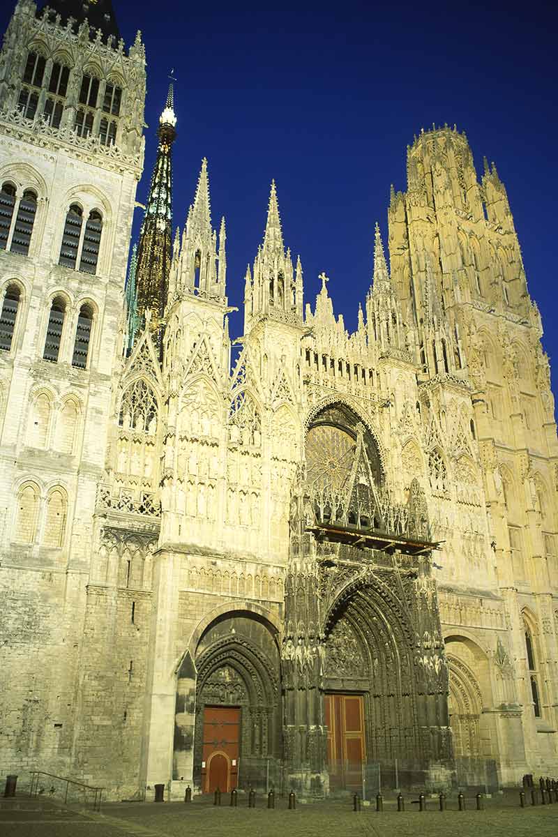 image of Rouen cathedral at night normandy france