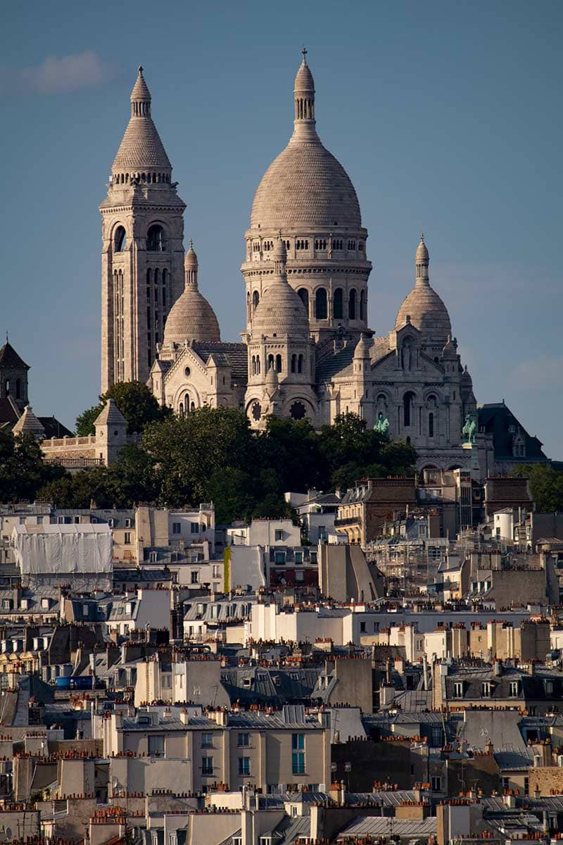 image of scare coeur basilica Montmartre Paris france