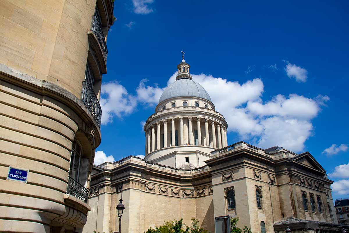 image of pantheon Paris france