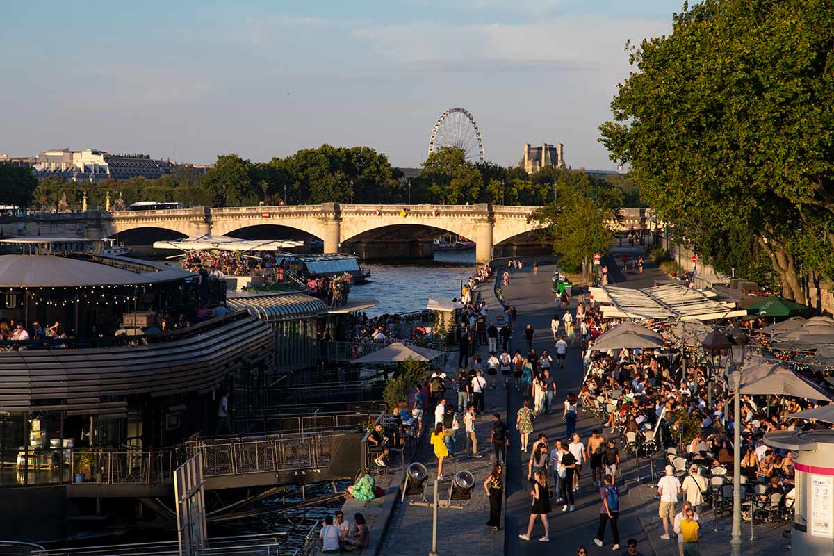 image of pont de la concorde paris france